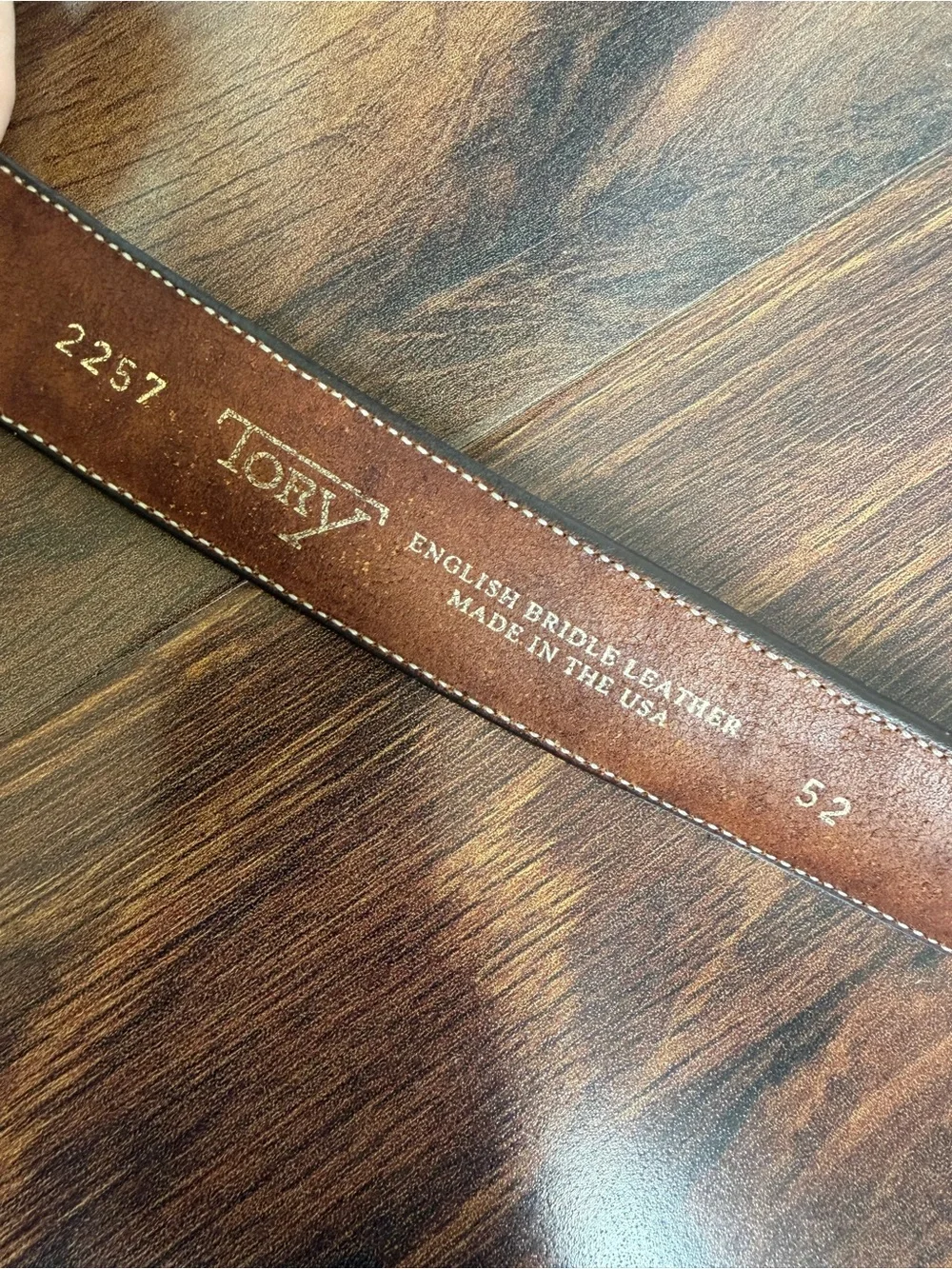 Tory English Bridle Leather Brown Belt Gold Brass Hardware Mens 52 USA Made